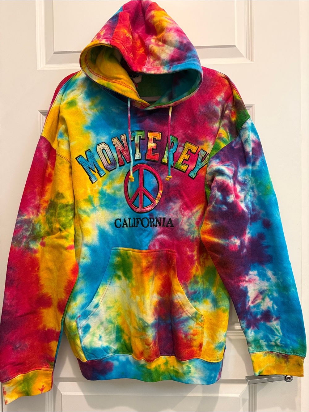 GOGO Monterey California Tie-Dye Fleece lined Hoodie in with peace symbol